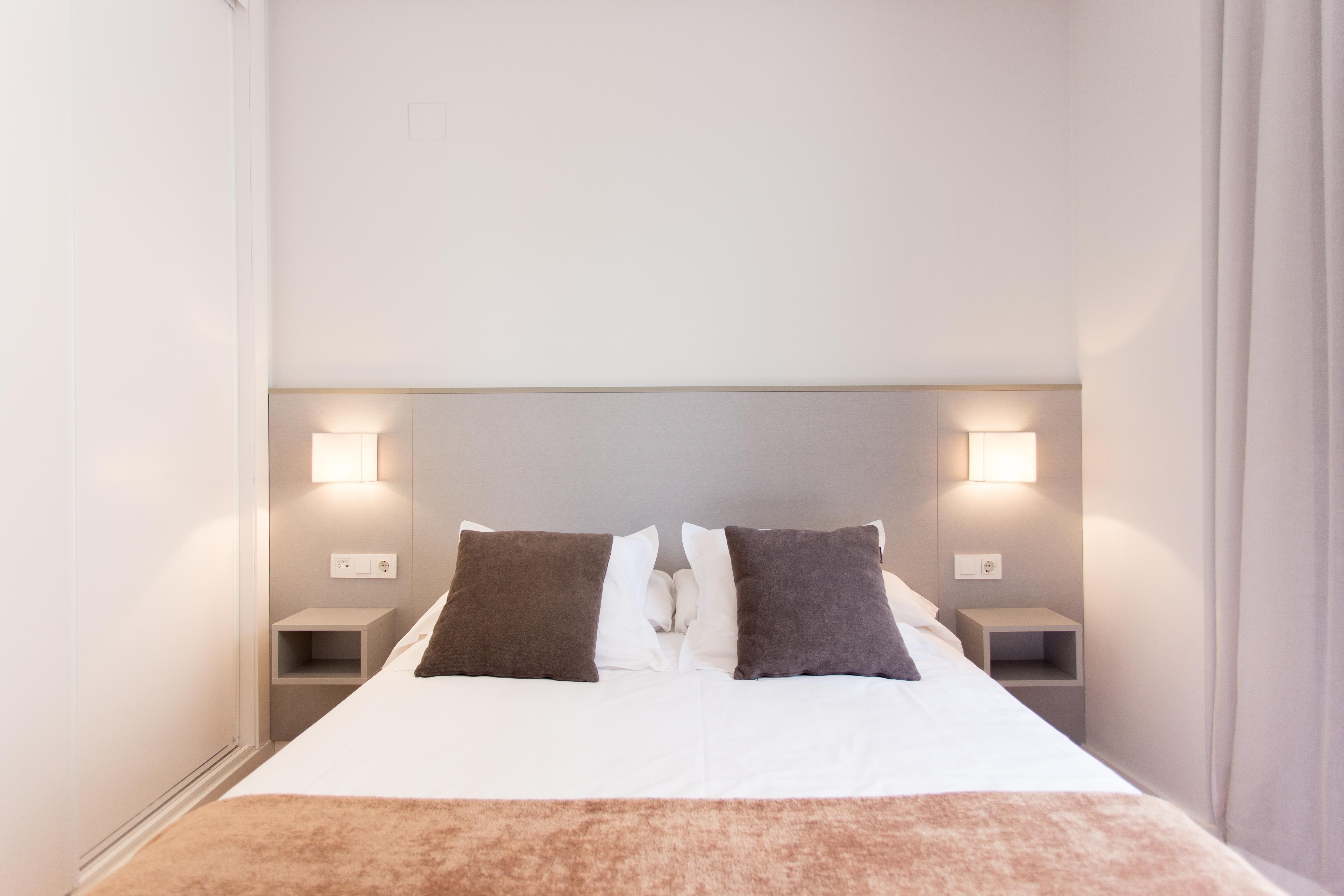 Mon Suites Catedral Valencia Exterior photo