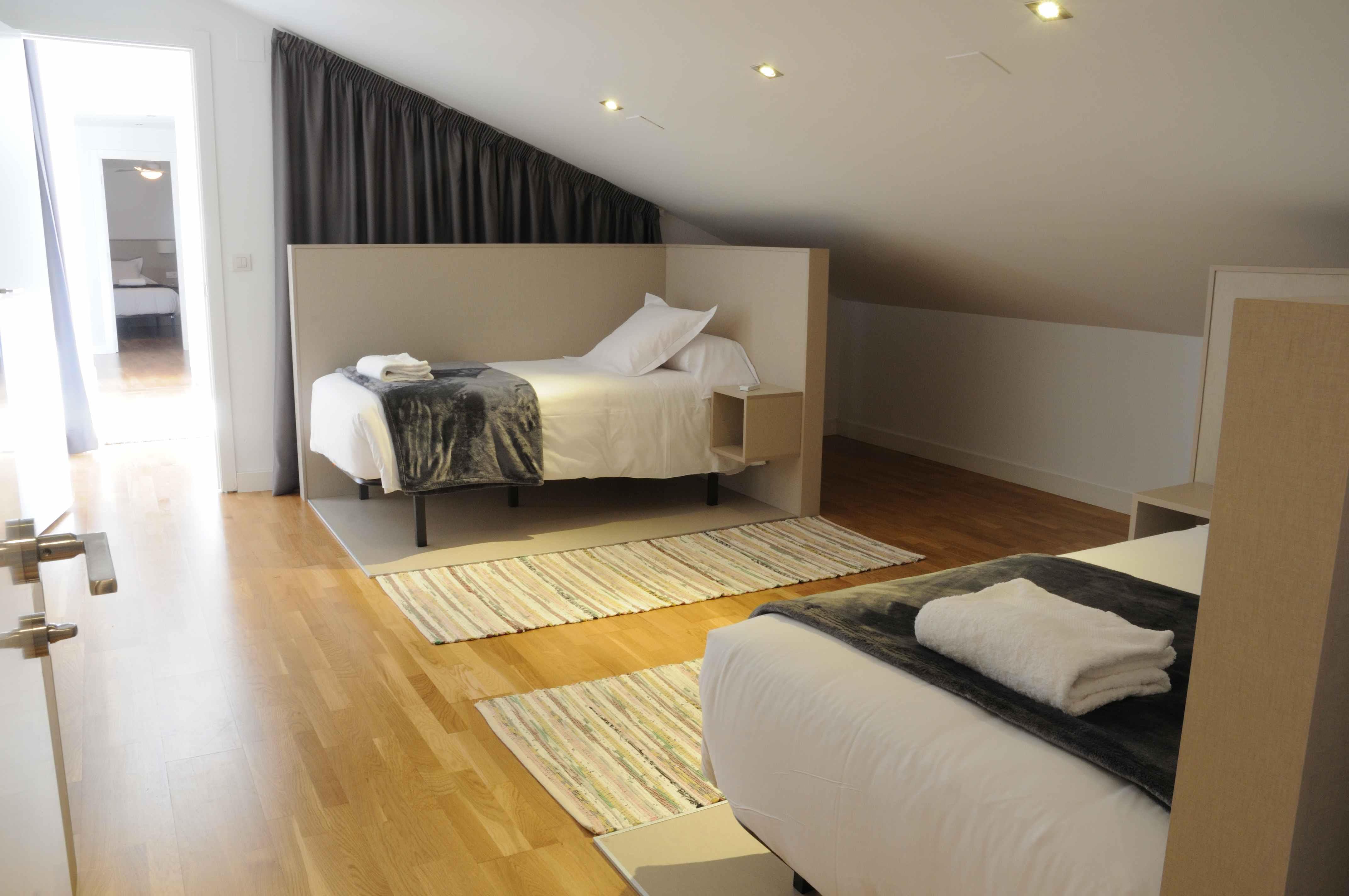 Mon Suites Catedral Valencia Exterior photo
